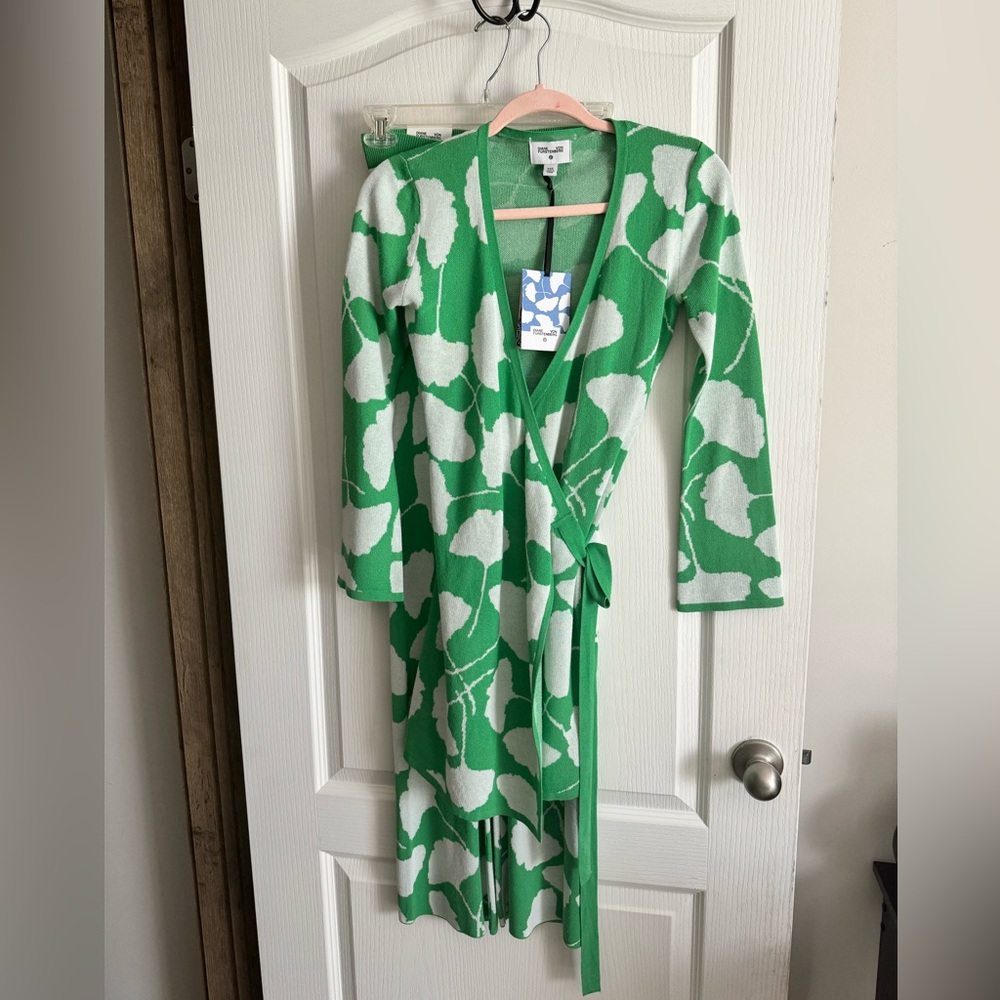 Diane Von Furstenberg Abstract Green and White Wide Leg Jumpsuit